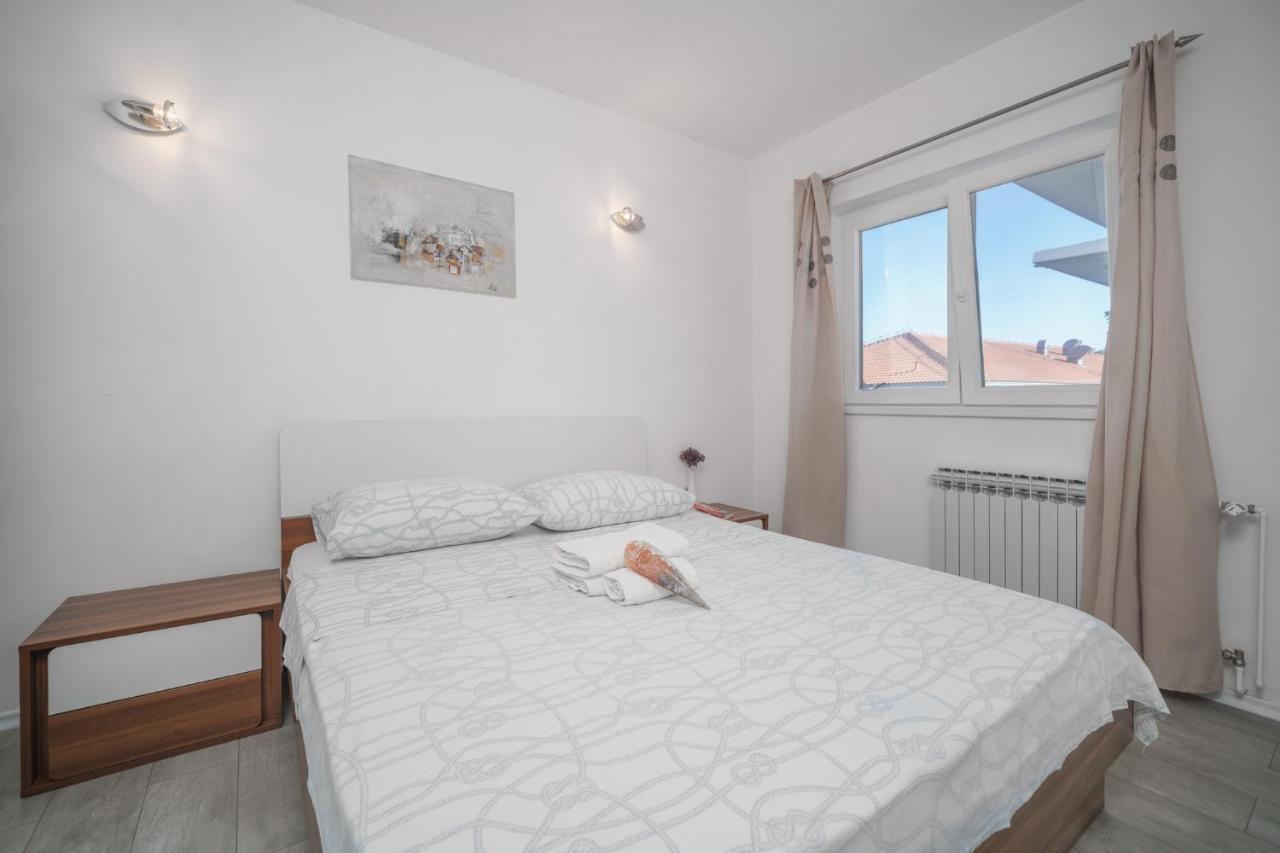 Apartmani Gabriella Vodice Luaran gambar