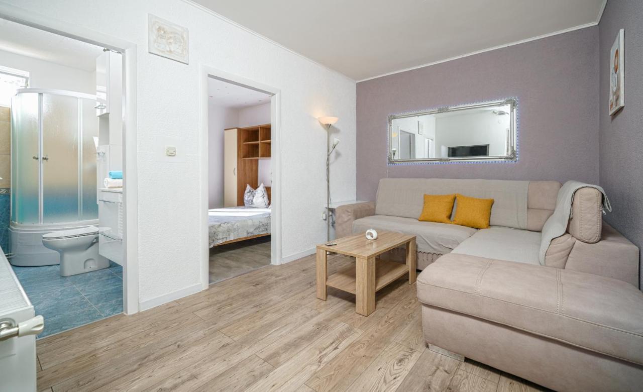 Apartmani Gabriella Vodice Luaran gambar